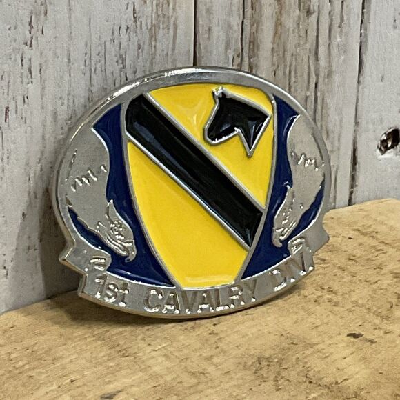 1st Cavalry Division Belt Buckle Mens Military First Team USA Patriotic - Picture 1 of 6